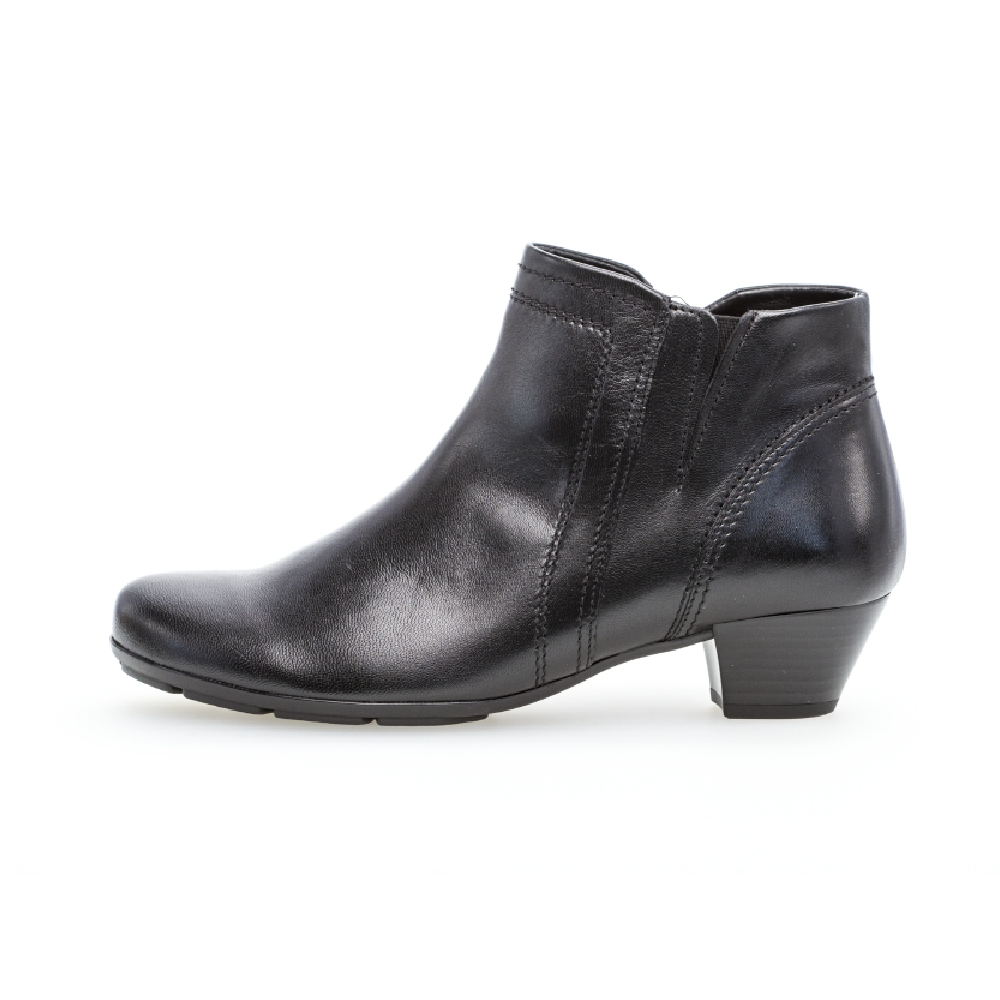 Gabor 55.628.27 Black zip boot Sizes - 4 only.   Price - £89 NOW £69