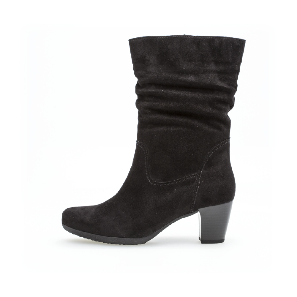 Gabor 55.804.47 Black Microvelour zip boot Sizes - 4.5 only.   Price - £95 NOW £69