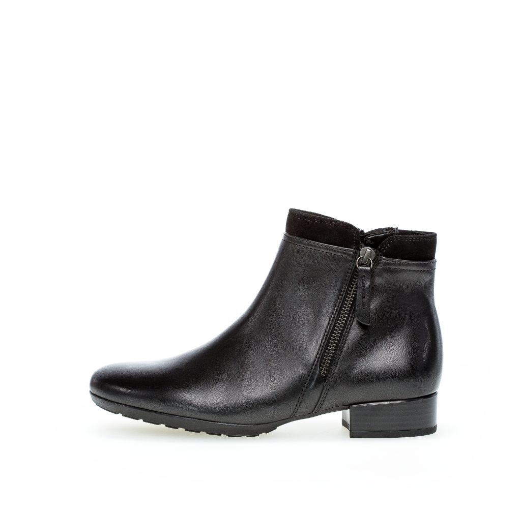 Gabor 32.718.57 Briano black zip boot Sizes - 5 to 8. Sizes - £110