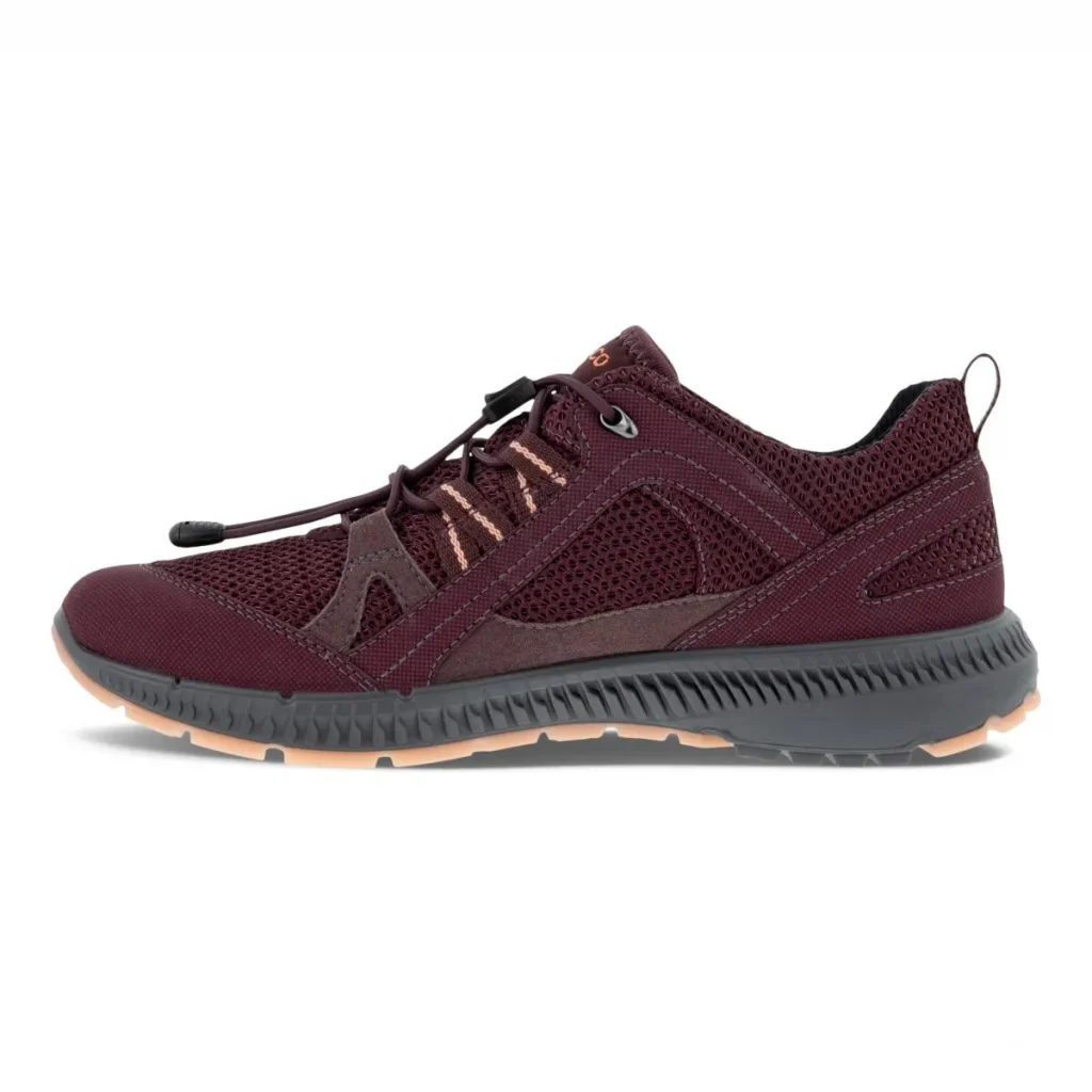 Ecco shoes 38 deals